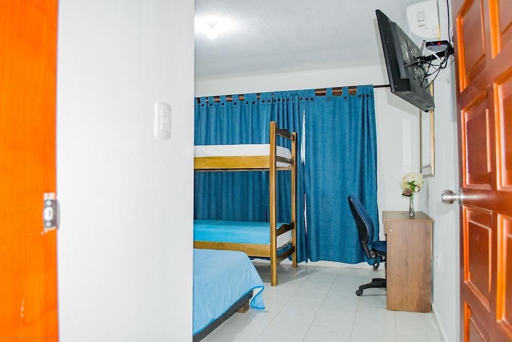 Hostal Ocean View *