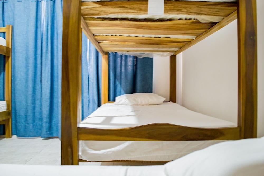 Ocean View Hostal *