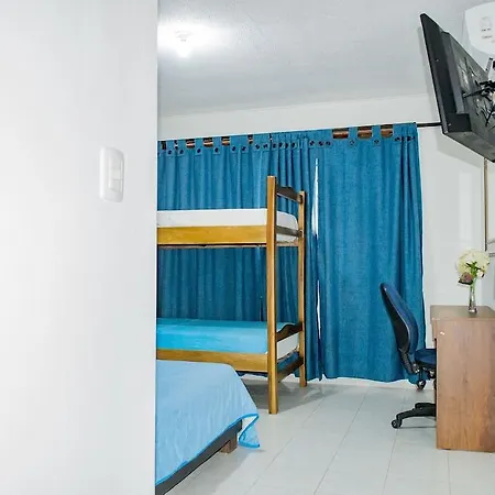 Hostal Ocean View *